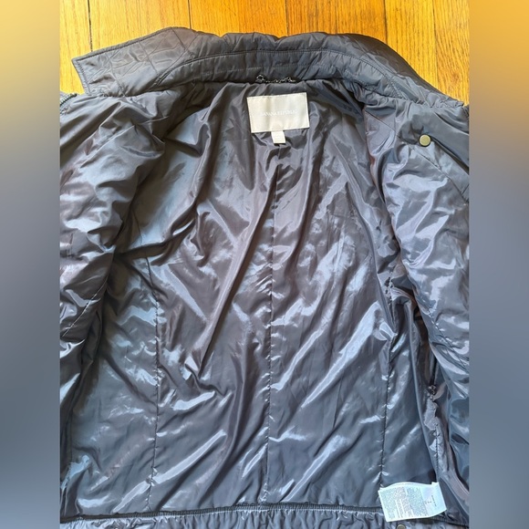 Banana Republic puffer jacket - Picture 5 of 10
